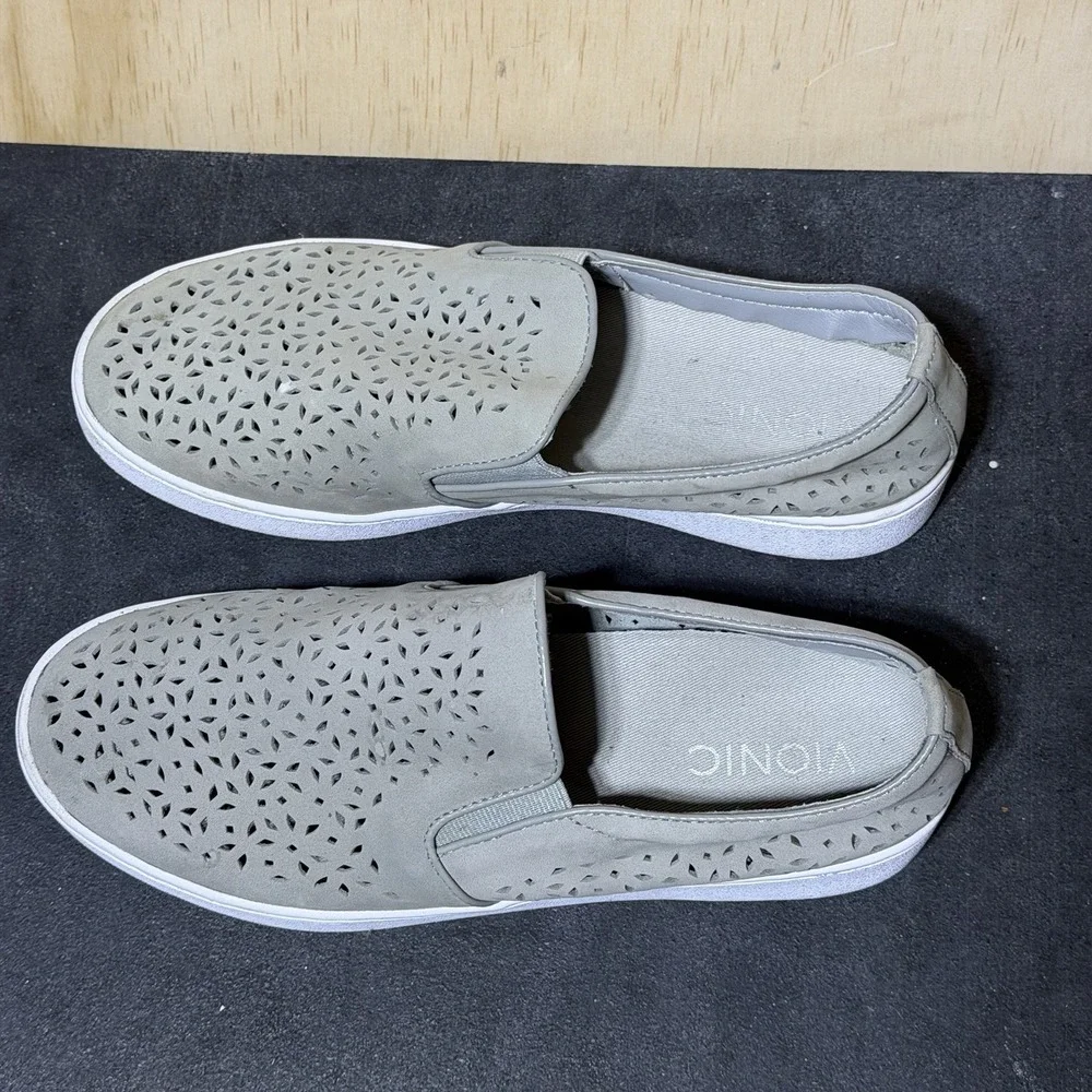 Vionic Women's Size 8 Gray Slip On Sneakers Perforated Casual Comfort Shoes